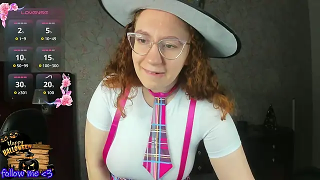 ellie coy  online show from October 27, 7:34 am