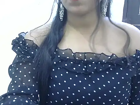 Snapshot of LIYO_ chatting on September 11, 7:30 am LIYO online show from September 11, 7:30 am