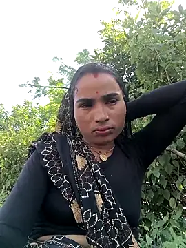 Snapshot of Hot_raaani chatting on September 24, 9:01 am Hot raaani online show from September 24, 9:01 am