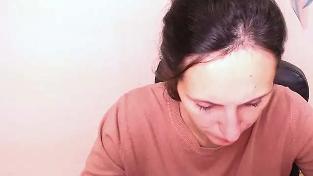 Snapshot of AlissaJersi chatting on October 1, 9:15 am AlissaJersi online show from October 1, 9:15 am