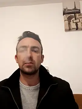 Snapshot of PopaOctavian chatting on October 16, 10:11 pm PopaOctavian online show from October 16, 10:11 pm