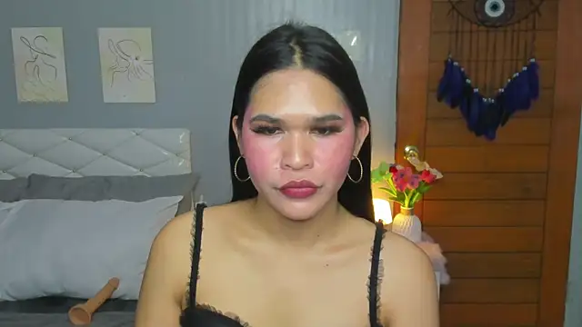 Snapshot of AlianaBlair chatting on September 18, 8:38 am AlianaBlair online show from September 18, 8:38 am