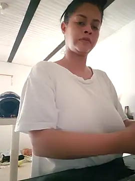 Snapshot of daliataleboficiall chatting on November 25, 8:53 pm daliataleboficiall online show from November 25, 8:53 pm