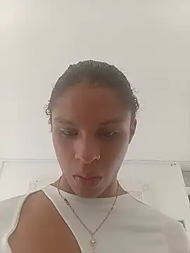 Snapshot of keytinthomson_ chatting on July 10, 4:53 pm keytinthomson online show from July 10, 4:53 pm