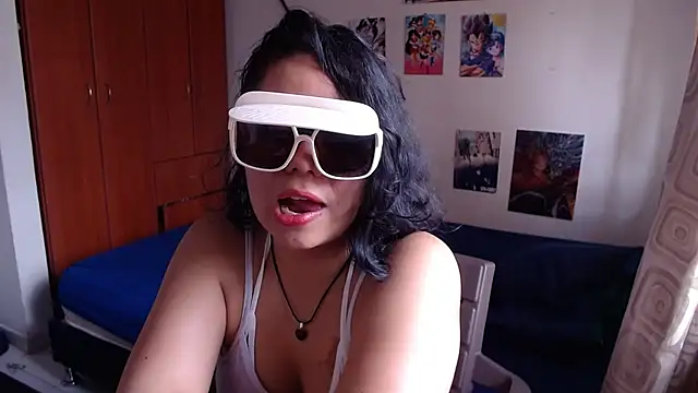 Snapshot of saenz_eymi chatting on September 18, 7:05 pm saenz eymi online show from September 18, 7:05 pm