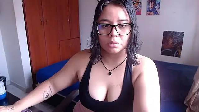 Snapshot of saenz_eymi chatting on September 24, 5:05 pm saenz eymi online show from September 24, 5:05 pm