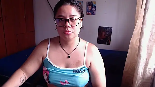 Snapshot of saenz_eymi chatting on October 8, 3:31 pm saenz eymi online show from October 8, 3:31 pm