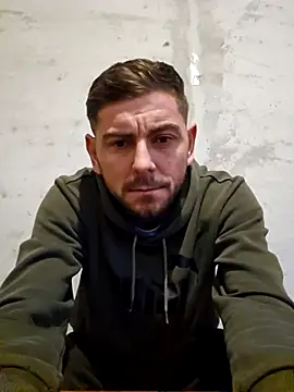 Alex-andru88 online show from December 1, 6:51 am