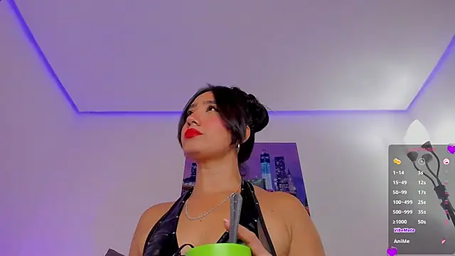 eva rain  online show from November 13, 4:00 am