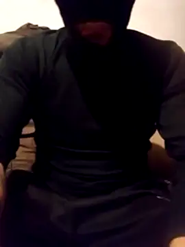 Golonzo1996 online show from December 5, 9:18 am