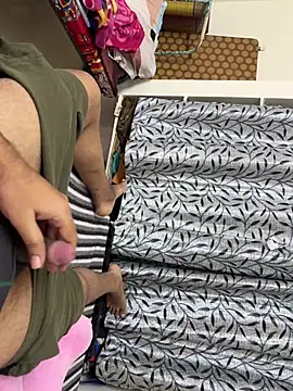 Snapshot of Yourslovingdick chatting on March 16, 5:44 am Yourslovingdick online show from March 16, 5:44 am