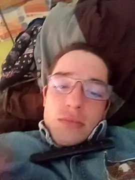 xplocionsex online show from April 12, 8:25 pm