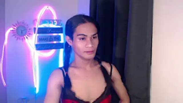 bellalot online show from October 13, 3:23 pm