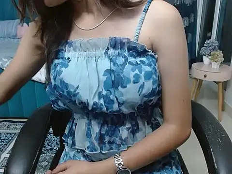 Snapshot of Urlove_lily chatting on September 23, 2:42 pm Urlove lily online show from September 23, 2:42 pm