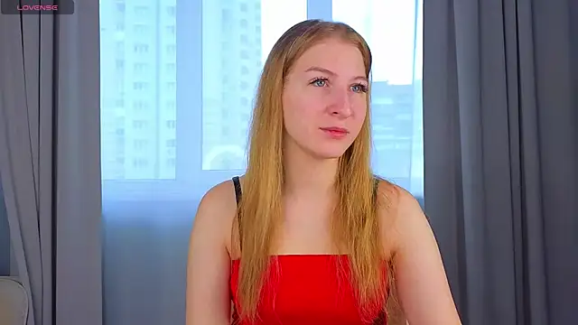 Snapshot of LorettaGladman chatting on October 10, 4:11 am LorettaGladman online show from October 10, 4:11 am