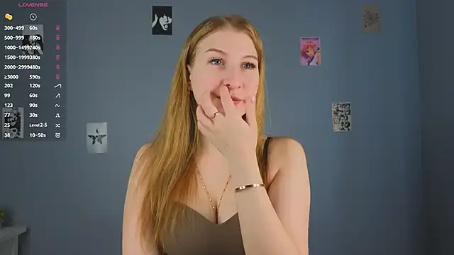 Snapshot of LorettaGladman chatting on October 12, 4:33 am LorettaGladman online show from October 12, 4:33 am