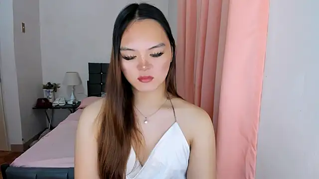 Snapshot of ameliamaureen chatting on September 17, 4:19 pm ameliamaureen online show from September 17, 4:19 pm