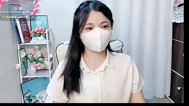 phuongnhi  online show from June 25, 12:20 pm