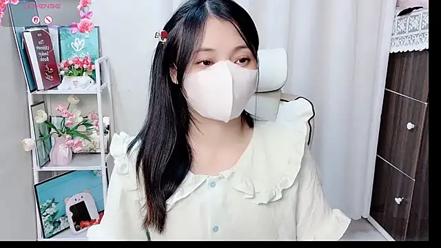 phuongnhi  online show from June 26, 12:31 pm