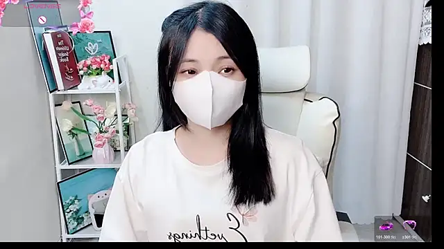 phuongnhi  online show from June 28, 12:11 pm