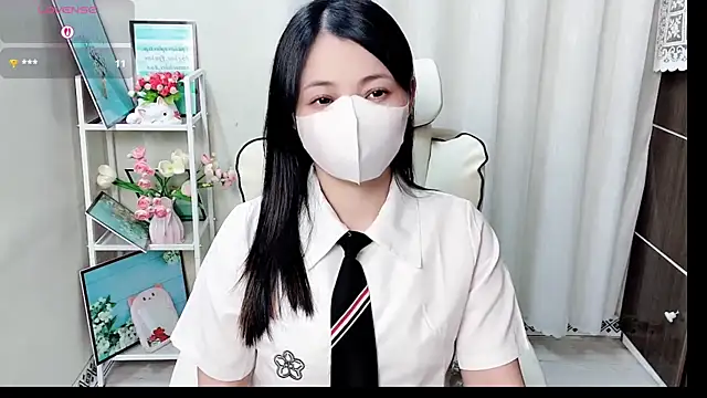 phuongnhi  online show from July 25, 3:04 am
