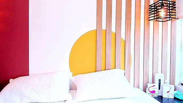 Snapshot of SashaGreyy_ chatting on September 22, 9:06 pm SashaGreyy online show from September 22, 9:06 pm