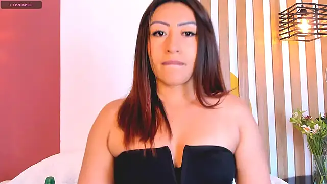 Snapshot of SashaGreyy_ chatting on October 27, 10:03 pm SashaGreyy online show from October 27, 10:03 pm