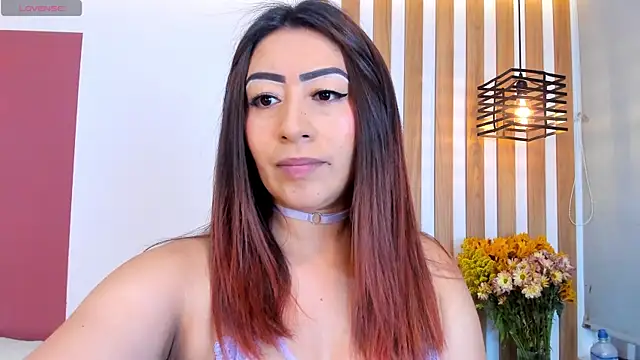 Snapshot of SashaGreyy_ chatting on November 13, 9:25 pm SashaGreyy online show from November 13, 9:25 pm