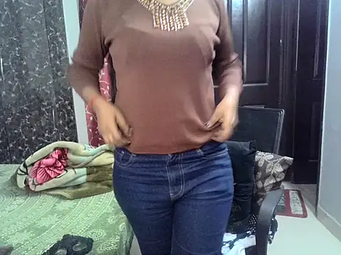 Snapshot of Meri_Cutie_Pie chatting on November 29, 6:22 pm Meri Cutie Pie online show from November 29, 6:22 pm