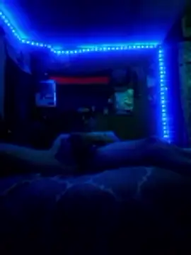 Snapshot of Juniorharo1982 chatting on February 23, 8:01 am Juniorharo1982 online show from February 23, 8:01 am