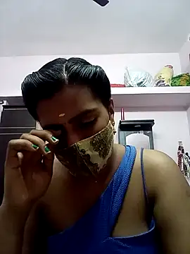 Snapshot of Tamil-Meenu12 chatting on September 10, 5:18 am Tamil-Meenu12 online show from September 10, 5:18 am