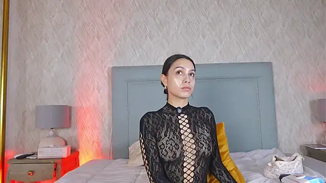 Sofy Bradd online show from September 13, 5:29 am