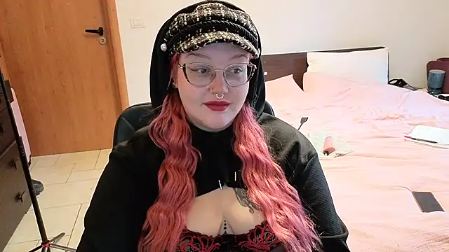 AlyssaWonderland online show from December 4, 8:12 am