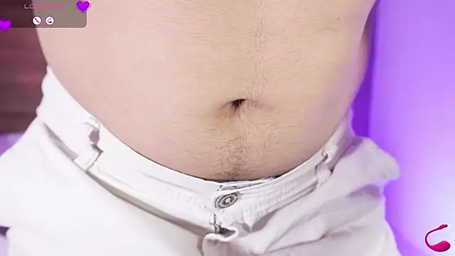 Snapshot of EimyAndMaxi chatting on December 13, 8:47 pm EimyAndMaxi online show from December 13, 8:47 pm