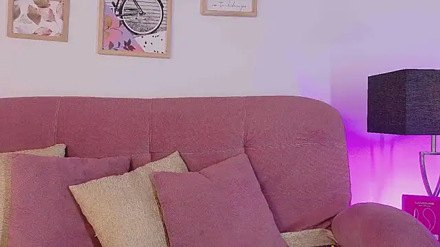 Karina2Smith online show from June 17, 7:26 pm