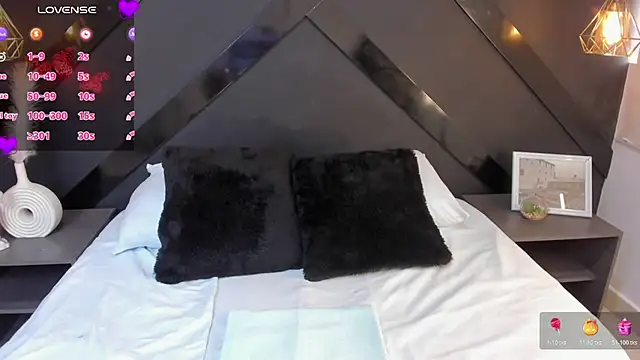 Snapshot of amber_blisss chatting on November 4, 12:37 pm amber blisss online show from November 4, 12:37 pm