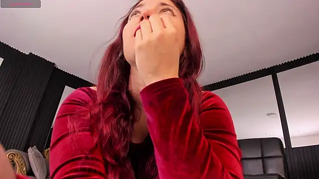 MissKathyfox online show from April 30, 3:29 pm
