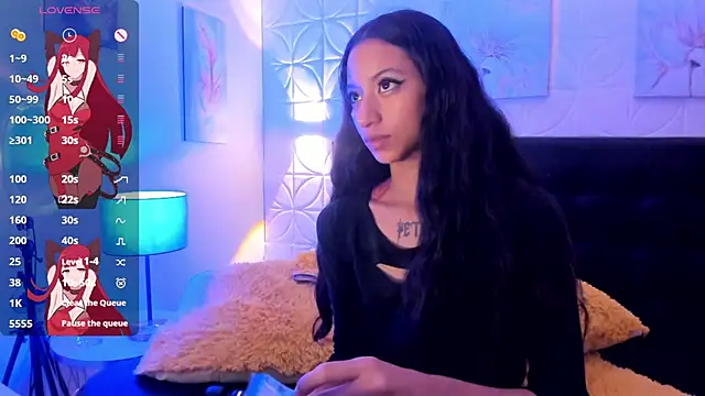 Snapshot of MegannBabby chatting on October 1, 2:06 am MegannBabby online show from October 1, 2:06 am