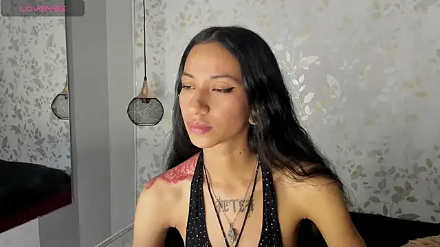 Snapshot of MegannBabby chatting on November 20, 7:57 pm MegannBabby online show from November 20, 7:57 pm