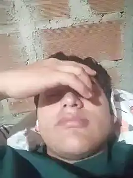 HOMBRESUPERHOT online show from November 2, 2:30 pm