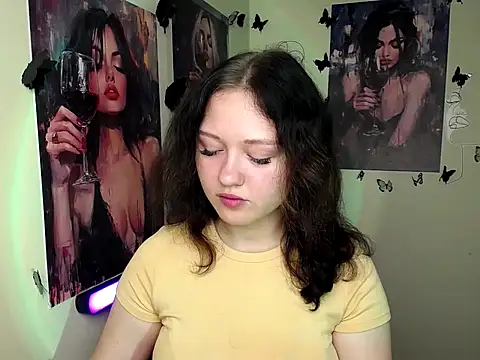 Snapshot of LadyAlice_ chatting on September 29, 6:07 am LadyAlice  online show from September 29, 6:07 am