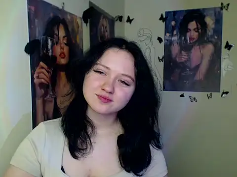 Snapshot of LadyAlice_ chatting on December 16, 7:35 am LadyAlice online show from December 16, 7:35 am