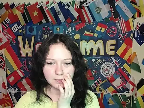 Snapshot of LadyAlice_ chatting on December 18, 6:52 am LadyAlice online show from December 18, 6:52 am