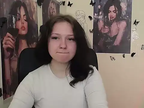 LadyAlice  online show from April 29, 6:28 am