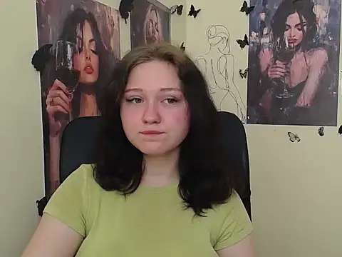 LadyAlice  online show from May 8, 5:57 am