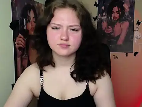 LadyAlice  online show from May 16, 6:43 am