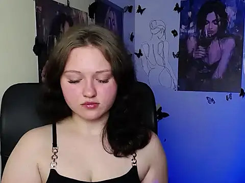LadyAlice  online show from June 17, 6:09 pm