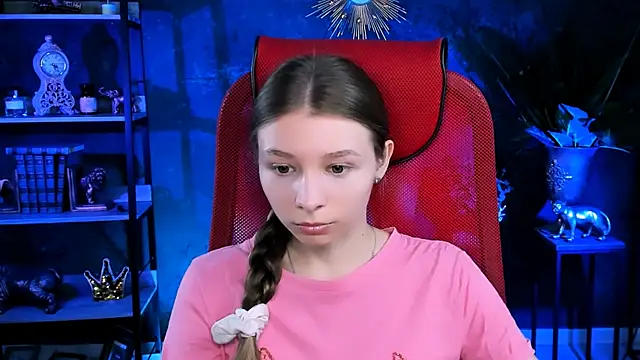 JulieDaniel online show from September 26, 4:16 am