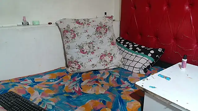 SexyChantyBabe25 online show from February 18, 1:45 am