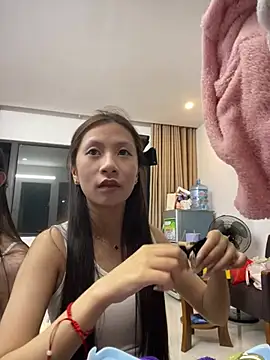 Lil-Gi online show from February 28, 4:41 pm